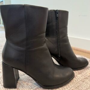 A New Day Elegant Black Ankle Boots